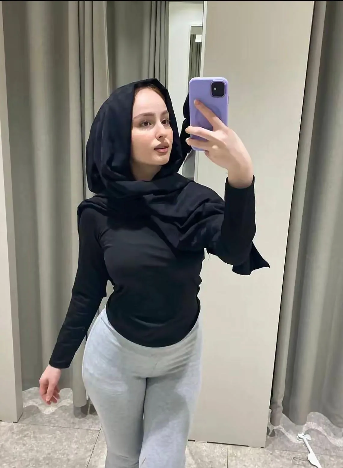 Dilek - Başakşehir Escort