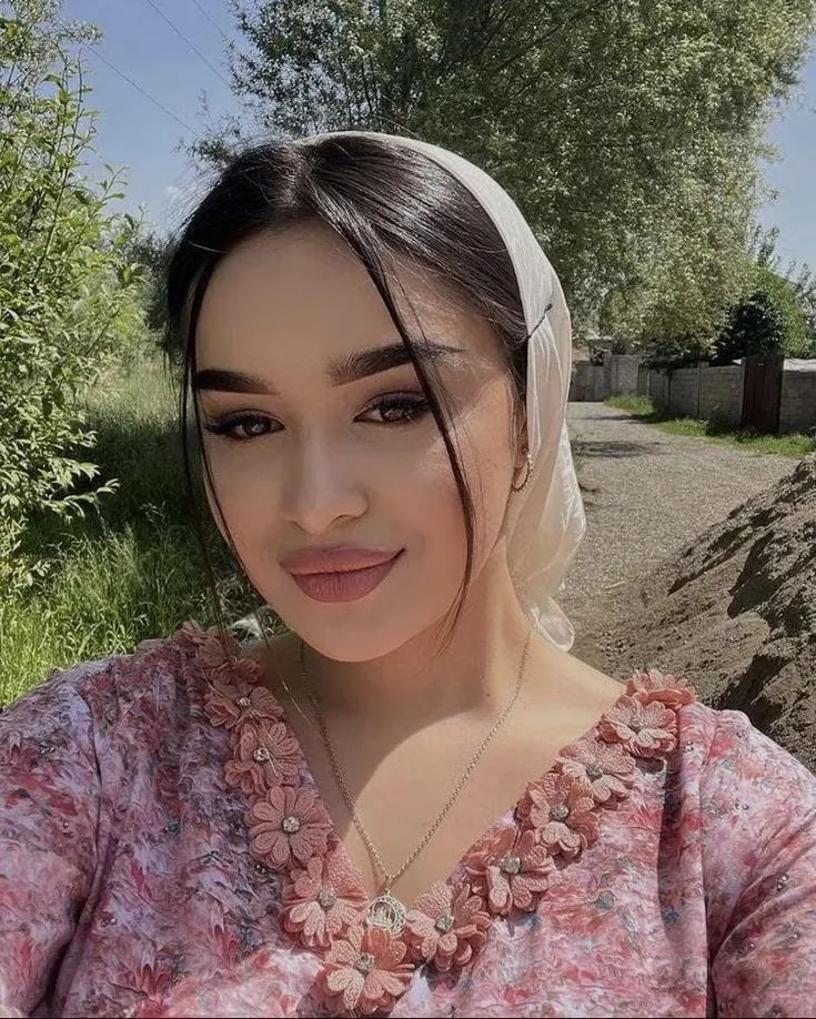 Elif - Başakşehir Escort