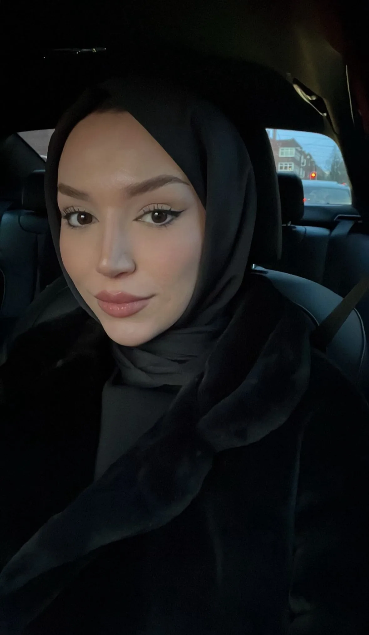 Bade - Başakşehir Escort