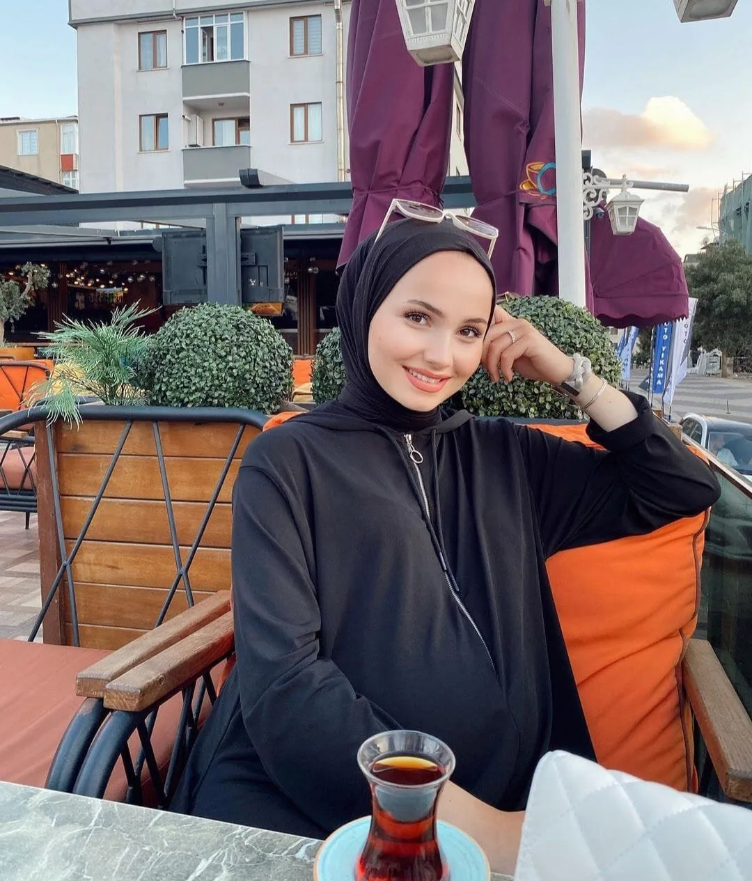 Çağla - Başakşehir Escort