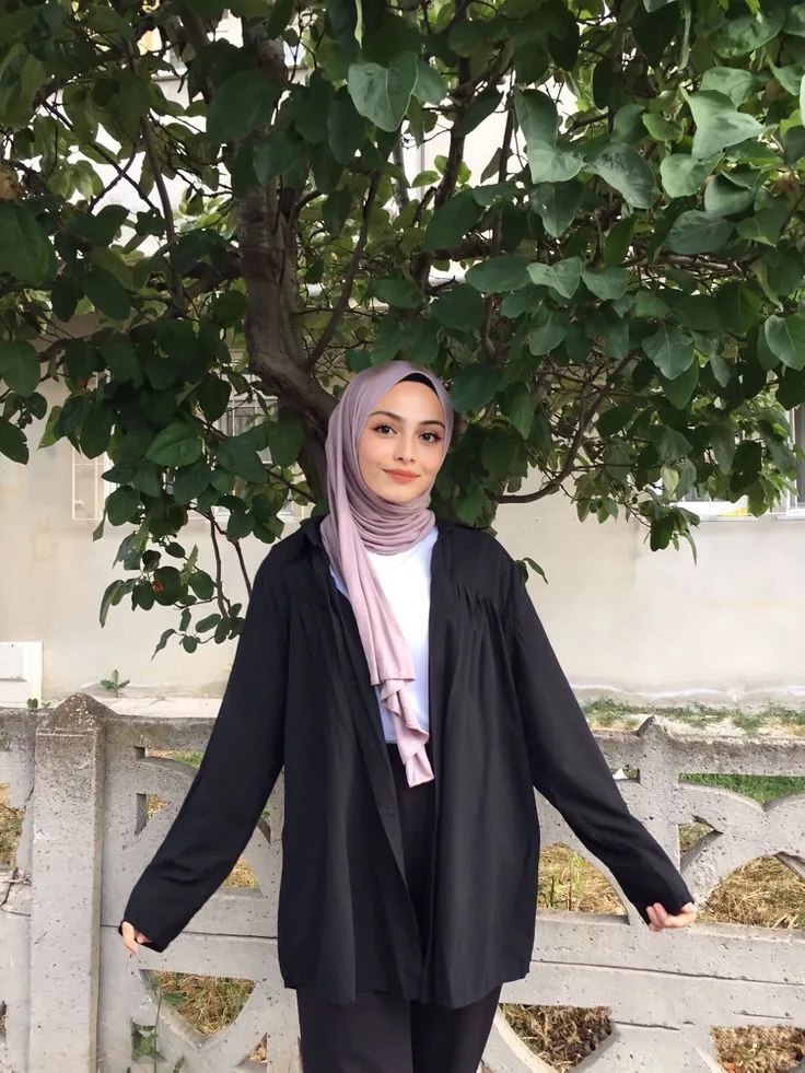 Ilgin - Başakşehir Escort