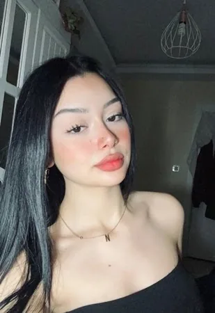 Melike - Başakşehir Escort