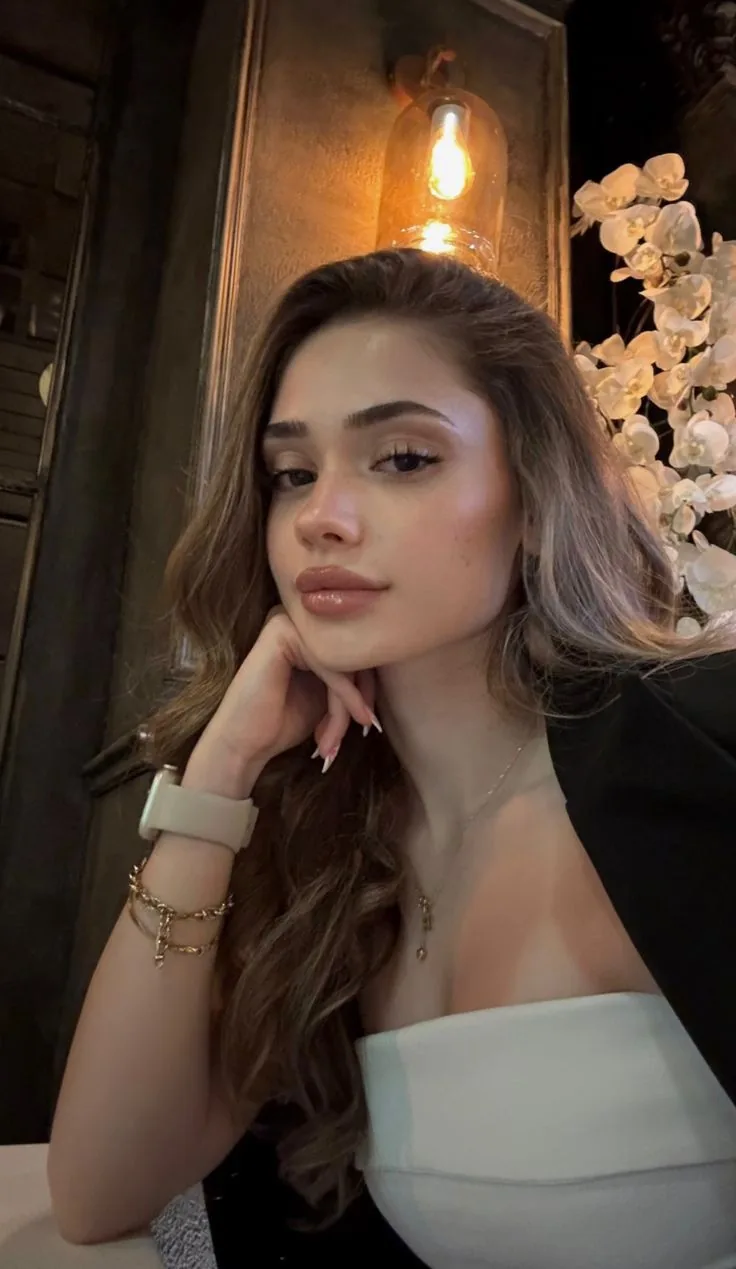 Selen - Başakşehir Escort
